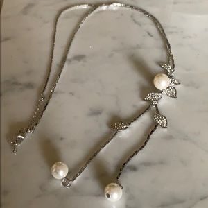 Silver Necklace with Pearls 💎